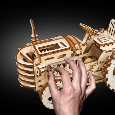 Drewniany model model do skladania puzzle 3D traktor 5