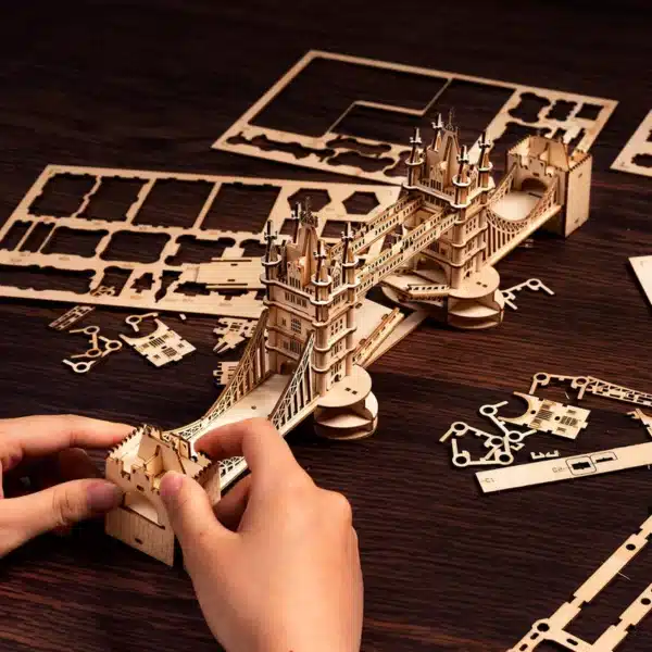 Tower Bridge-Robotime-Drewniane-Puzzle-3D-4